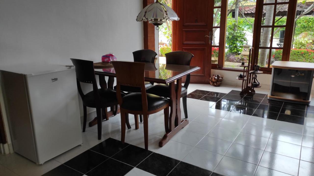 Keyani Bungalows Lovina Екстериор снимка