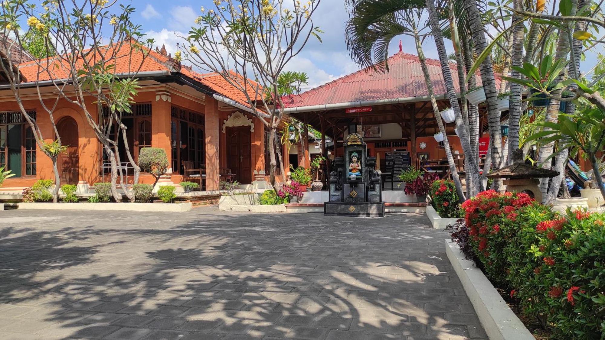 Keyani Bungalows Lovina Екстериор снимка