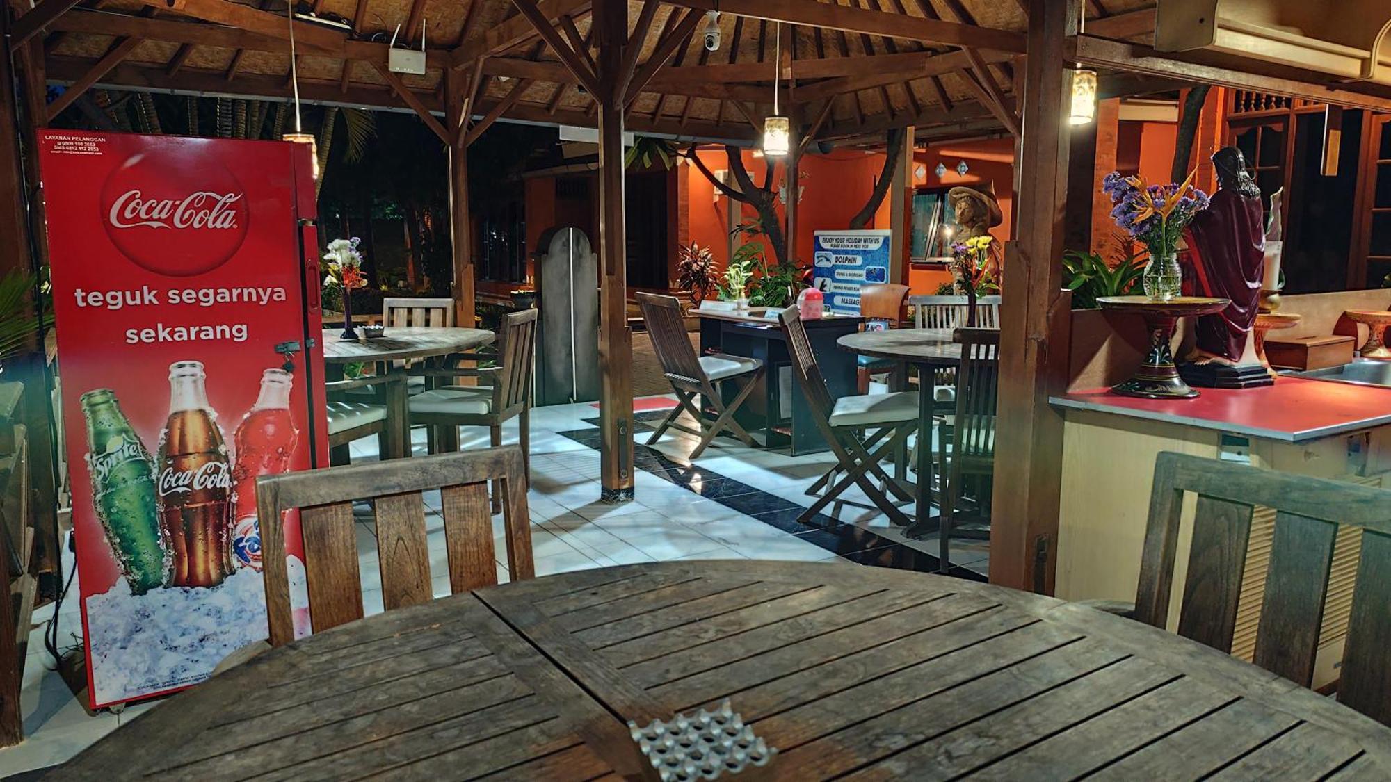 Keyani Bungalows Lovina Екстериор снимка