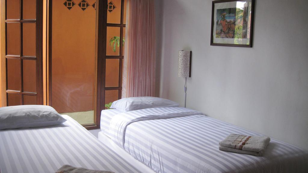 Keyani Bungalows Lovina Стая снимка